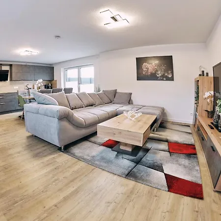 Harener Hafentraum- 90qm Mit 40qmterrasse-kostenloses Parken- Naehe Schloss Dankern הארן