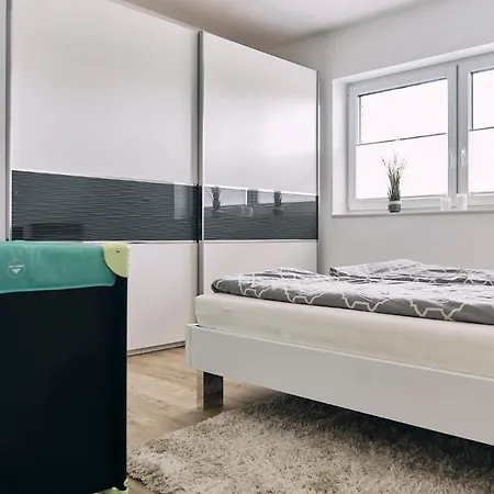 Apartament Harener Hafentraum- 90qm Mit 40qmterrasse-kostenloses Parken- Naehe Schloss Dankern Haren
